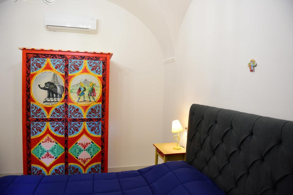 Villa palazzo Clarenza di San Domenico Aeroporto di Catania Fontana Rossa Esterno foto